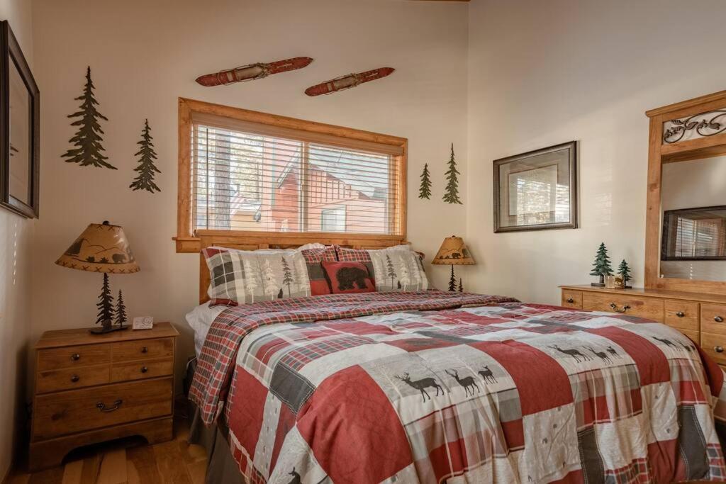 Hot Tub*Kids Room*Family Cabin ビッグ・ベア・シティ エクステリア 写真